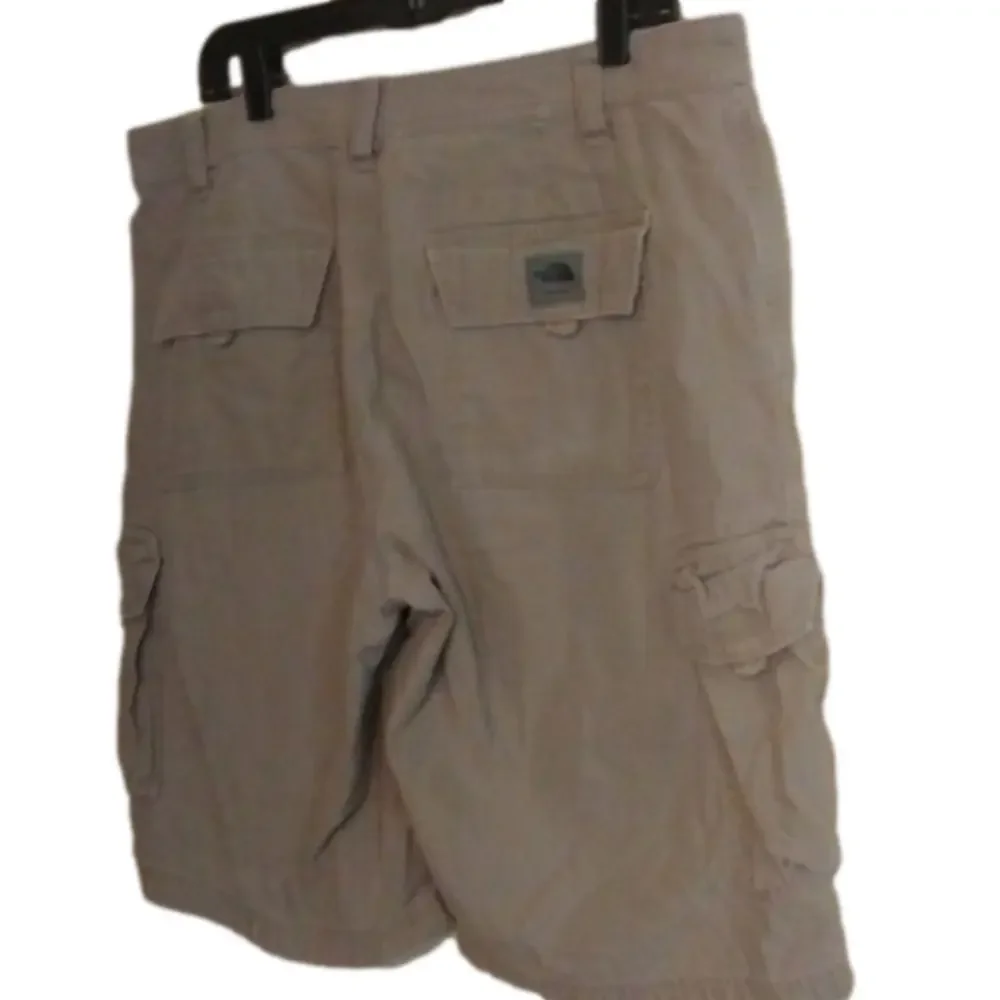 The North Face men's Tannish cargo shorts. Size 38. Get ready for spring!